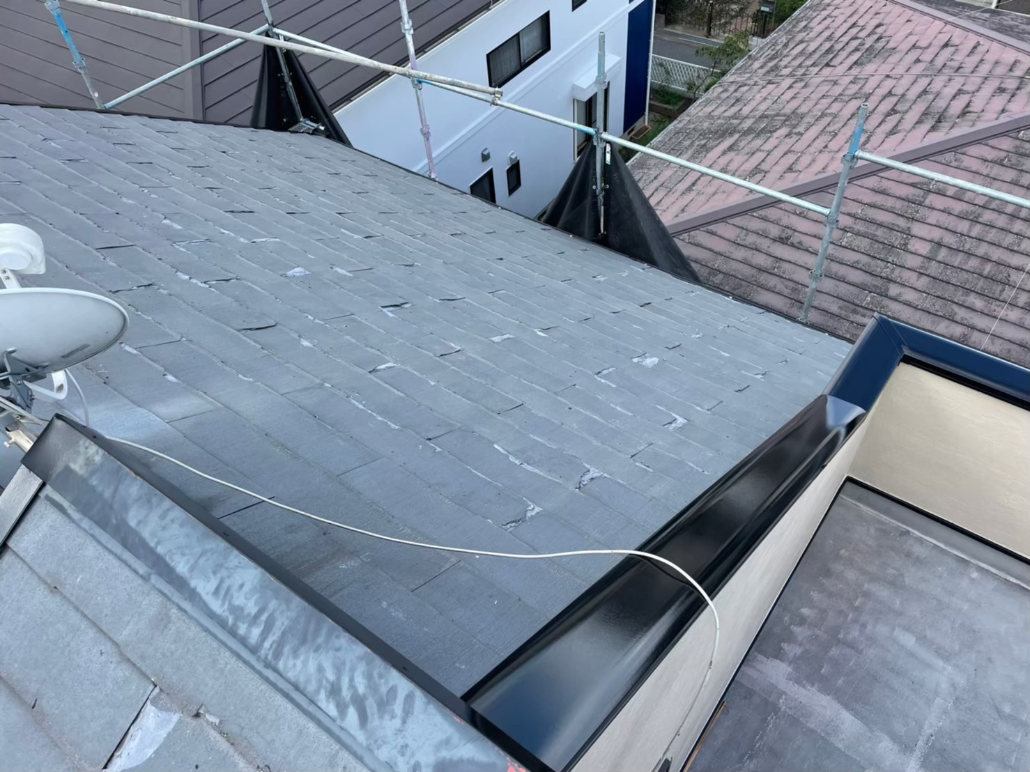 神戸市にて屋根修理〈パミールからスーパガルテクトへのカバー工法〉 施工前